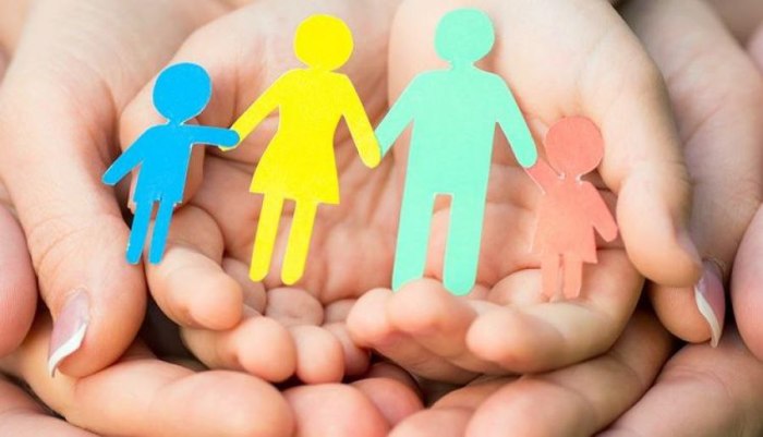 свята, події